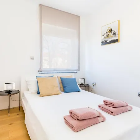 Apartment Malin - Mpolo *