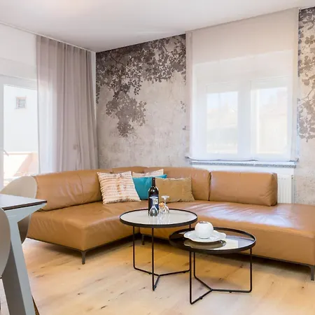 Apartament Malin - Mpolo