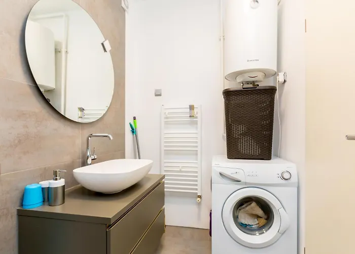 Malin - Mpolo Apartament *