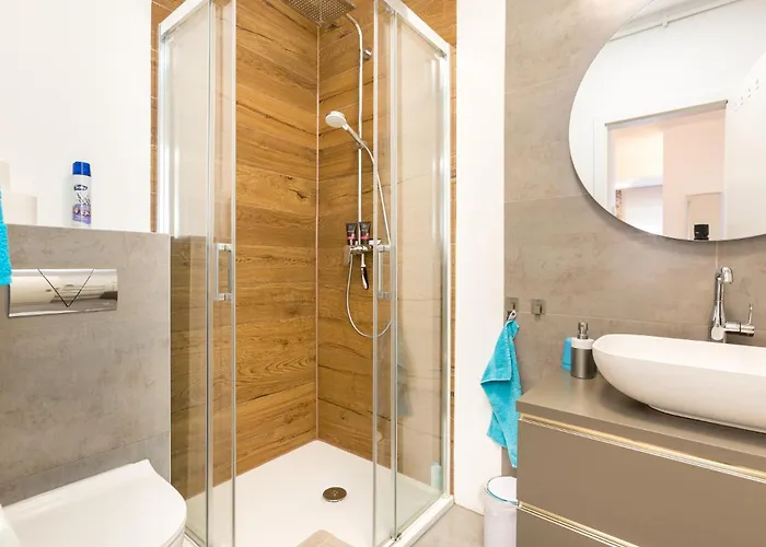 Malin - Mpolo Medulin